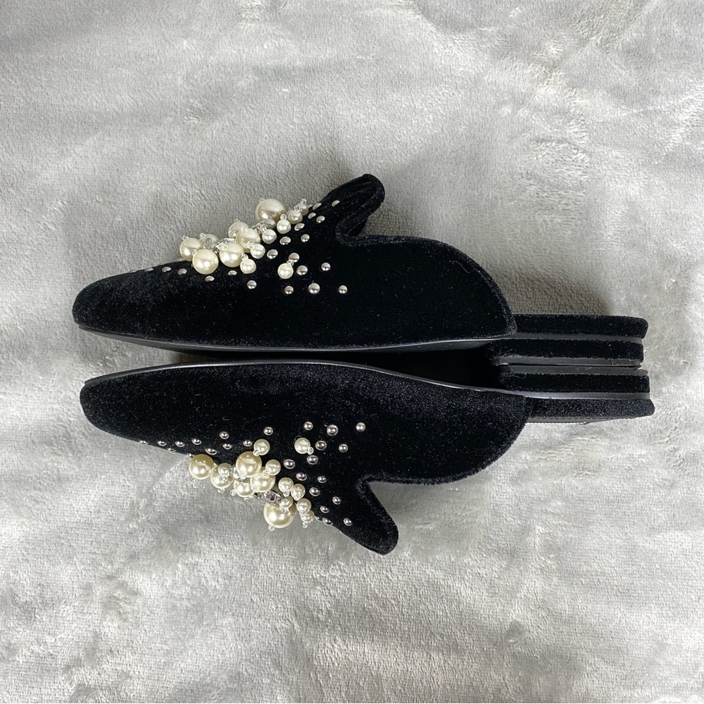 Steve Madden Pearls Black Velvet Mules Womens Size 6.5 - Picture 4 of 9